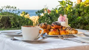PLAISIR BUFFET — frame 19