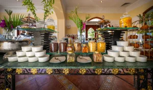 PLAISIR BUFFET — frame 11