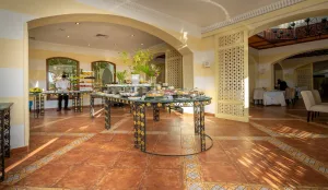 PLAISIR BUFFET — frame 7