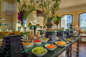 PLAISIR BUFFET — frame 5